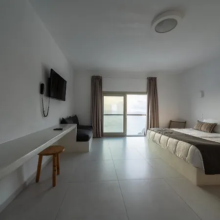 Aparthotel Smaro