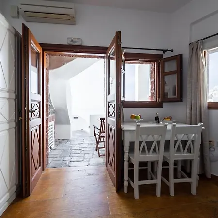 Smaro Lejlighedshotel